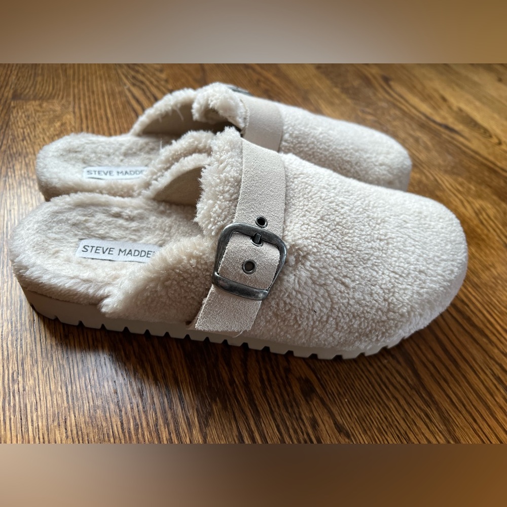 Steve Madden Sherpa Clogs